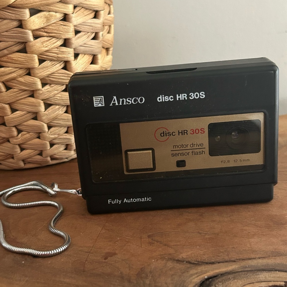 Ansco Disc HR 30 Motor Drive Disc Film Camera, Black Portable